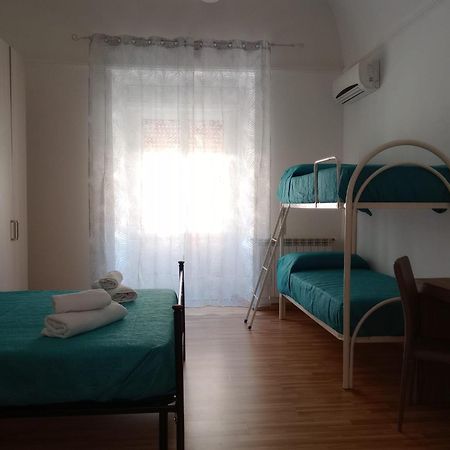 Sweet Home Tra I Due Mari Taranto Eksteriør bilde