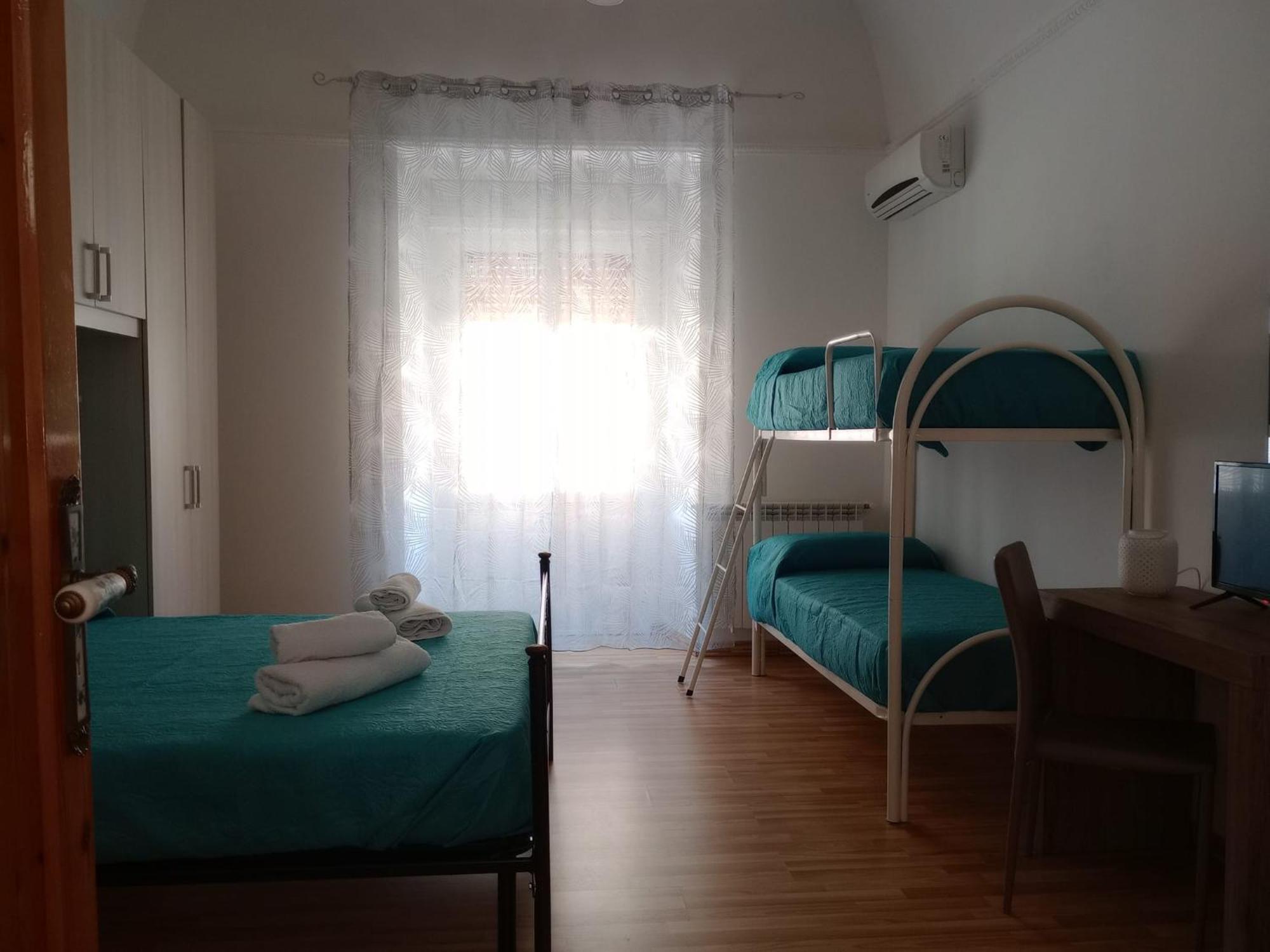 Sweet Home Tra I Due Mari Taranto Eksteriør bilde